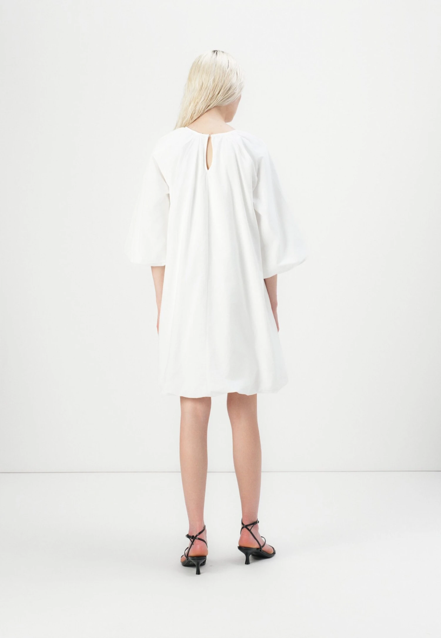 YASBOBBIE - Day Dress - Star White 3 YASBOBBIE - Day Dress - Star White - Image 3