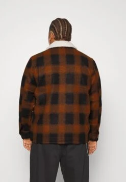 BRAVE SOUL Augustus - Winter Jacket - Black/Orange -Modern Classic Shoes Store e5130ce534d241cb9cced13bda8cc8f3