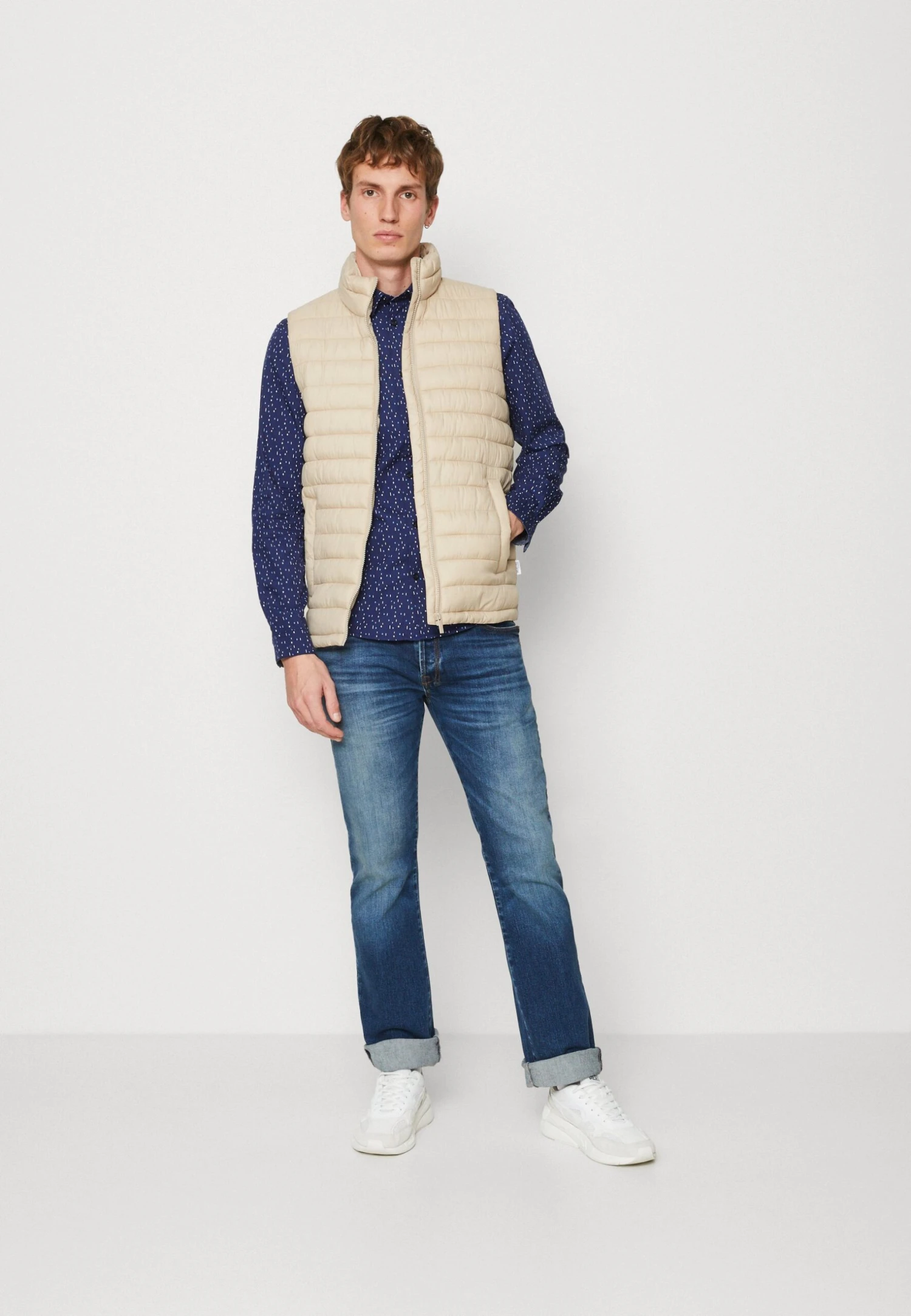 Selected Homme Padded Gilet - Waistcoat - Pure Cashmere 2 Selected Homme Padded Gilet - Waistcoat - Pure Cashmere - Image 2