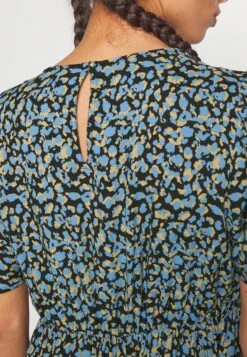 Pieces Petite Pcnya Dress - Day Dress -Modern Classic Shoes Store eac1d34275594a58a960128388c6a9b3