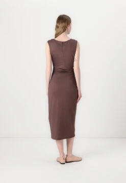 MARQUIS RUCHED CUT OUT MIDI DRESS - Jersey Dress - Chocolate 8 MARQUIS RUCHED CUT OUT MIDI DRESS - Jersey Dress - Chocolate -Modern Classic Shoes Store f00e91916a8d40c88a7e0c7cbfbed39b