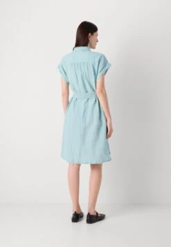 Marc O'Polo SHIRT DRESS SHORT LENGTH COLLAR BELT AT WAIST - Shirt Dress - Pure Teal -Modern Classic Shoes Store f312b860395641048b0bec675a6b7cee