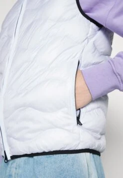 Blauer Vest - Waistcoat - White -Modern Classic Shoes Store f5f1940486454f6088dd8b11657d0b49