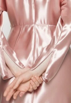 Calvin Klein Naia Dolmain Open Back Dress - Cocktail Dress / Party Dress - Pale Mauve -Modern Classic Shoes Store f7149b65ec364636a9f105ebf99e00f4