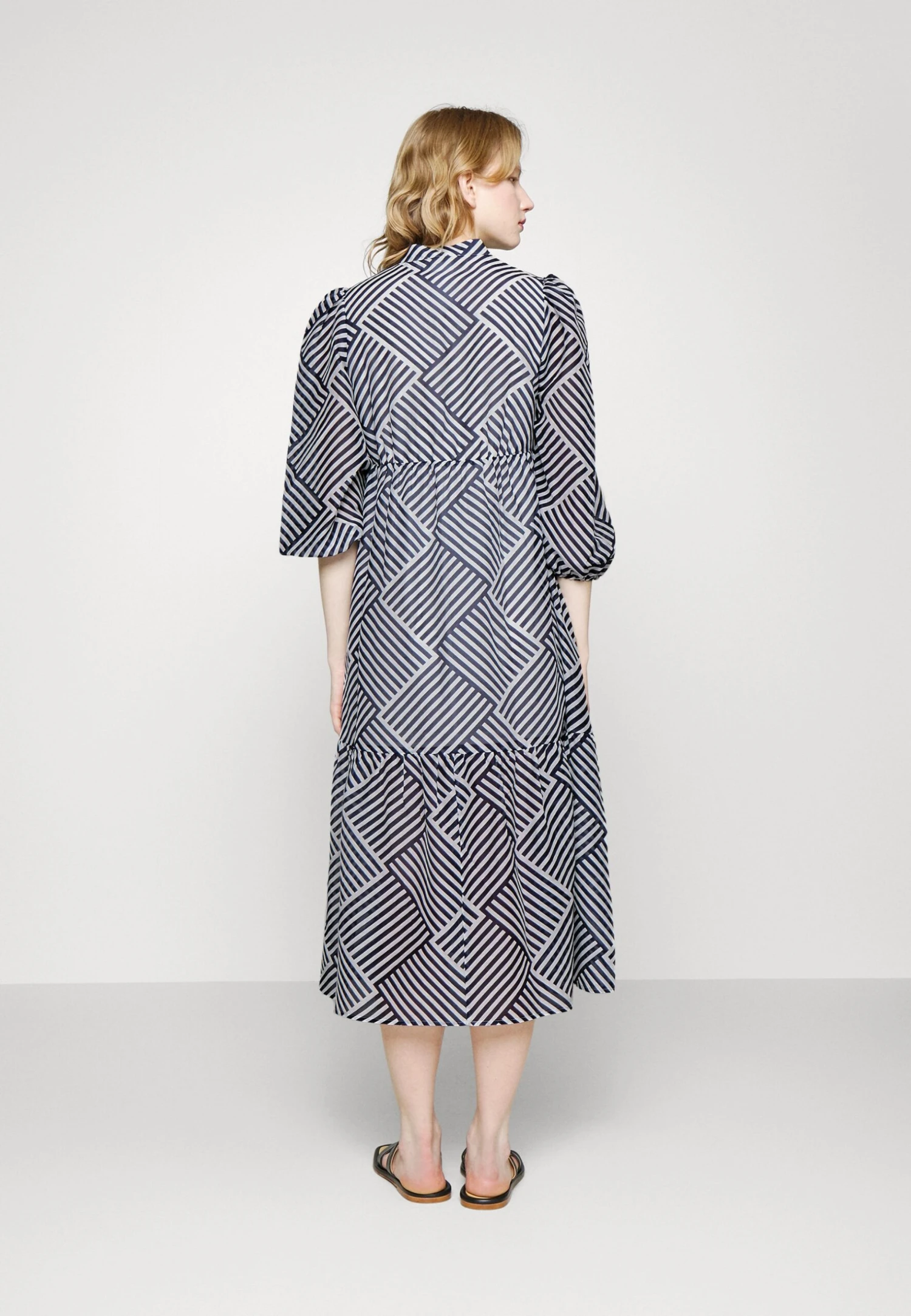 MAX & Co. Renzo - Day Dress 3 MAX & Co. Renzo - Day Dress - Image 3