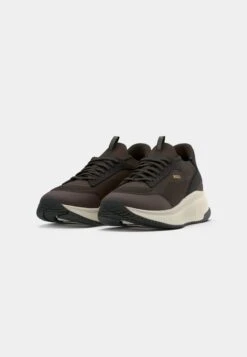 Boss SLON - Trainers - Dark Brown -Modern Classic Shoes Store f7bde7d2aad34c20abd2c01d87bf194f