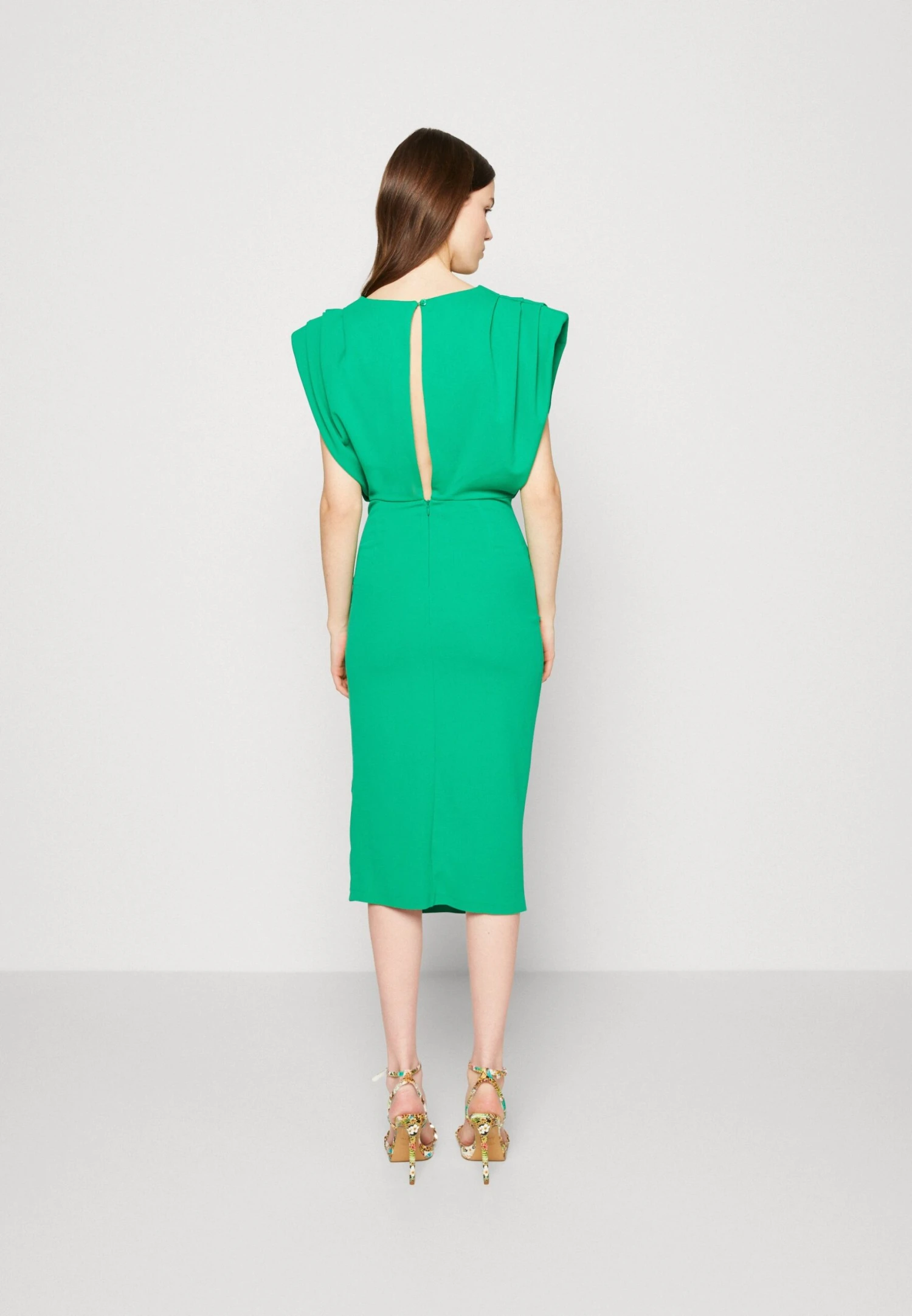 Wal G Cruise Collection Roxy Power Shoulder Midi - Cocktail Dress / Party Dress - Leaf Green 3 Wal G Cruise Collection Roxy Power Shoulder Midi - Cocktail Dress / Party Dress - Leaf Green - Image 3