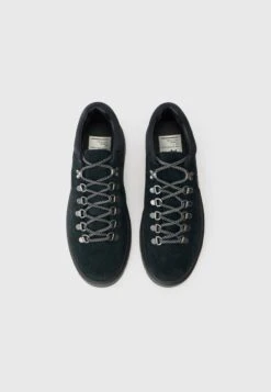 Lacoste BASESHOT WNT 225 - Trainers - Black -Modern Classic Shoes Store f99a94bb6af64b4d9ccc9b18817e1faa