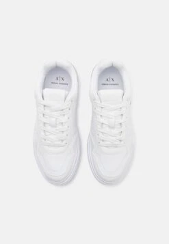 Armani Exchange FLICK - Trainers - Optical White 10 Armani Exchange FLICK - Trainers - Optical White -Modern Classic Shoes Store fc5023c972734042a1289835a6abf6e2