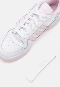 Adidas Originals Forum Low W - Trainers - Footwear White/Clear Pink 15 Adidas Originals Forum Low W - Trainers - Footwear White/Clear Pink -Modern Classic Shoes Store fcefcb3a7c244f1ab92fe431cb535f6c
