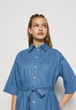 Minimum Kristinas - Denim Dress 9 Minimum Kristinas - Denim Dress -Modern Classic Shoes Store fe133b09ffde4758b208132314318296