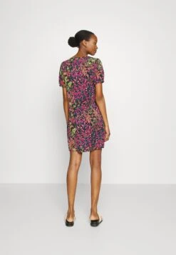 ONLY MATERNITY Olmnova LuxLucy Dress- Day Dress - Night Sky Garden 8 ONLY MATERNITY Olmnova LuxLucy Dress- Day Dress - Night Sky Garden -Modern Classic Shoes Store fe1fd6749f4a4c2f813475b91e975cc0