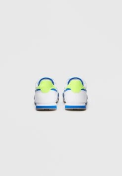 Reebok Classic CAMPIO XT UNISEX - Trainers - White/optimum Blue/gum 8 Reebok Classic CAMPIO XT UNISEX - Trainers - White/optimum Blue/gum -Modern Classic Shoes Store fe93d4b42315431bb0dfb6066a733b6b