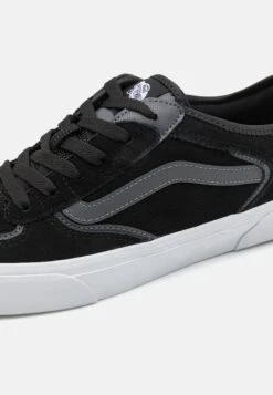Vans Rowley Classic Unisex - Skate Shoes - Black/Asphalt -Modern Classic Shoes Store ff8444a82d9f47a6b4173f0414ed0da5